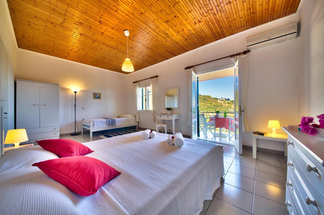 Theodora Apartments - Paxos Gaios Exteriör bild